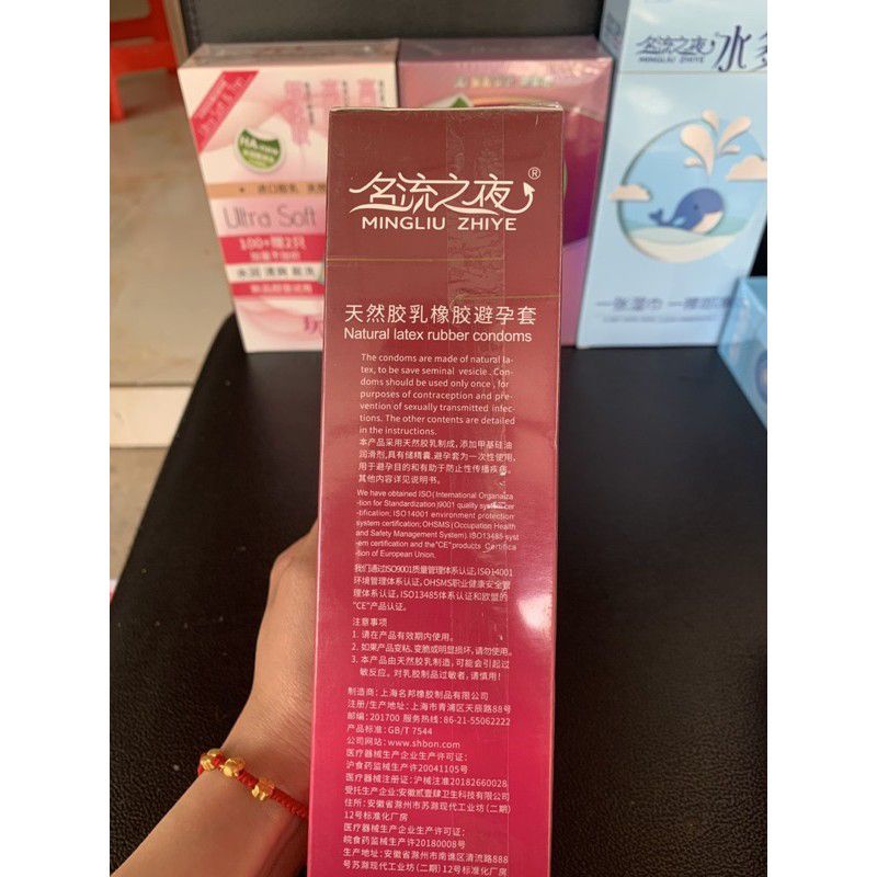 Hộp Bao Cao Su Đỏ Nhiều Gel Dầu Hộp 100 Cái Hàng Nội Địa Trung
