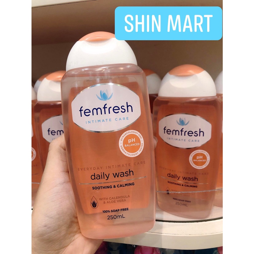 Dung dịch vệ sinh phụ nữ Femfresh cam 250ml Úc