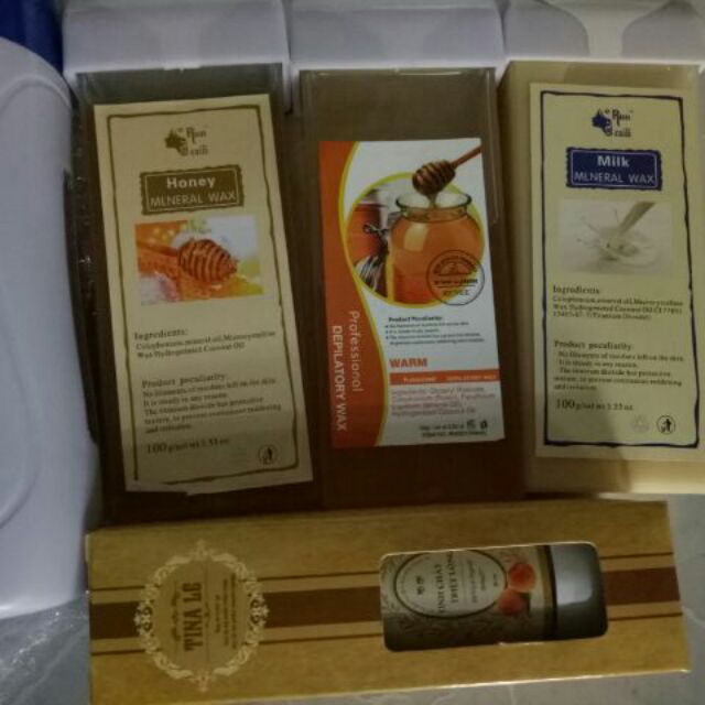 Combo 1 sáp và 2 combo 100 tờ giấy