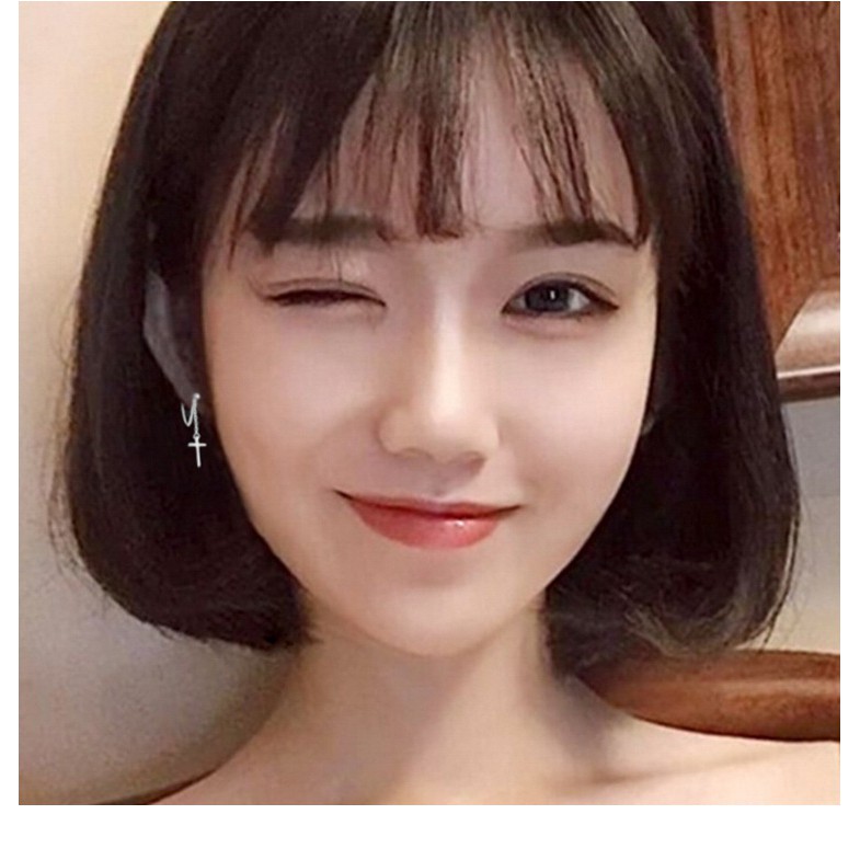 khuyên tai vòng xích hình chữ thập