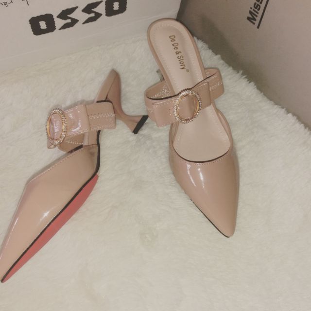 Sục màu hồng nude