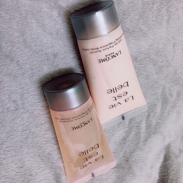 Sữa Tắm Nước Hoa LANCÔME La Vie Est Belle 50ml | BigBuy360 - bigbuy360.vn