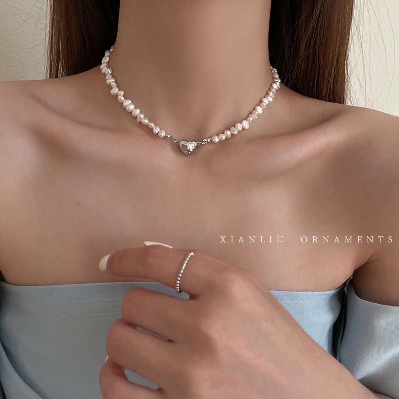 Dây chuyền hạt ngọc trai không đều mặt trái tim từ tính phong cách Hàn Quốc