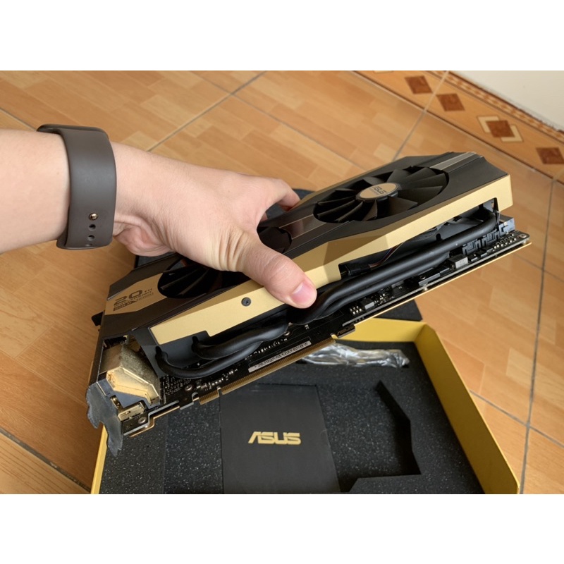 VGA ASUS GTX 980Ti Gold Edition GOLDTH-GTX980TI-P-6GD5-GAMING (384 bits) | BigBuy360 - bigbuy360.vn