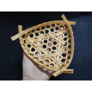 Rổ mẹt tre hình tam giác