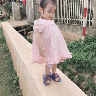 Váy công chúa tự thiết kế kẻ hồng