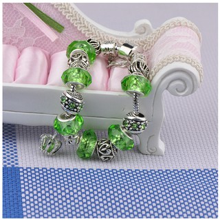 Vòng đeo tay Charm