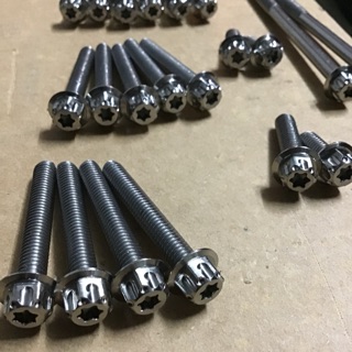 ốc salaya inox đầu trụ 6ly nhiều size