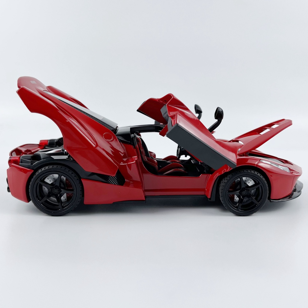 Xe mô hình Ferrari Rafa tỉ lệ 1:22 kiểu dáng thể thao, chất liệu hợp kim sơn tĩnh điện