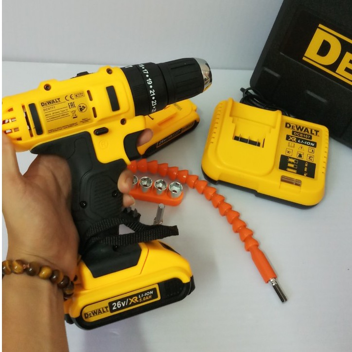 Máy khoan vặn vít dùng pin Dewalt 26V có búa-Bảo hành 6 tháng