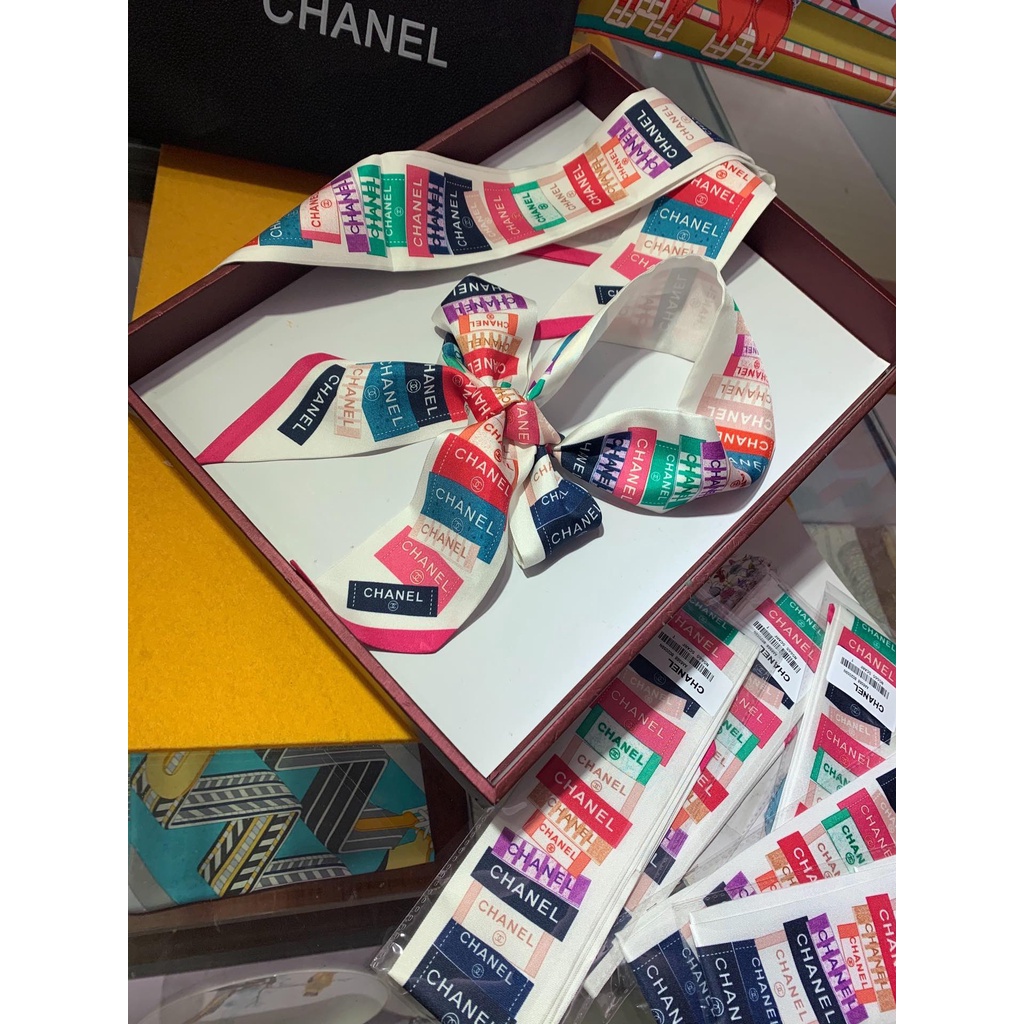 Khăn Choàng Cổ / Túi Xách Vải Lụa In Chữ Nhiều Màu Sắc Thời Trang 2022 Cho Nữ