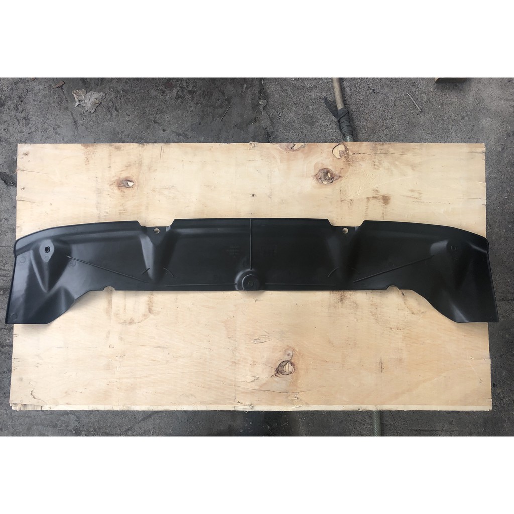 Chắn bùn động cơ Hyundai Grand I10 2017-2021