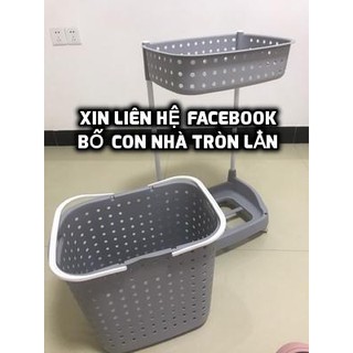 Kệ để đồ 2 tầng và giỏ quần áo bẩn trong phòng tắm vừa xinh vừa tiết kiệm diện tích