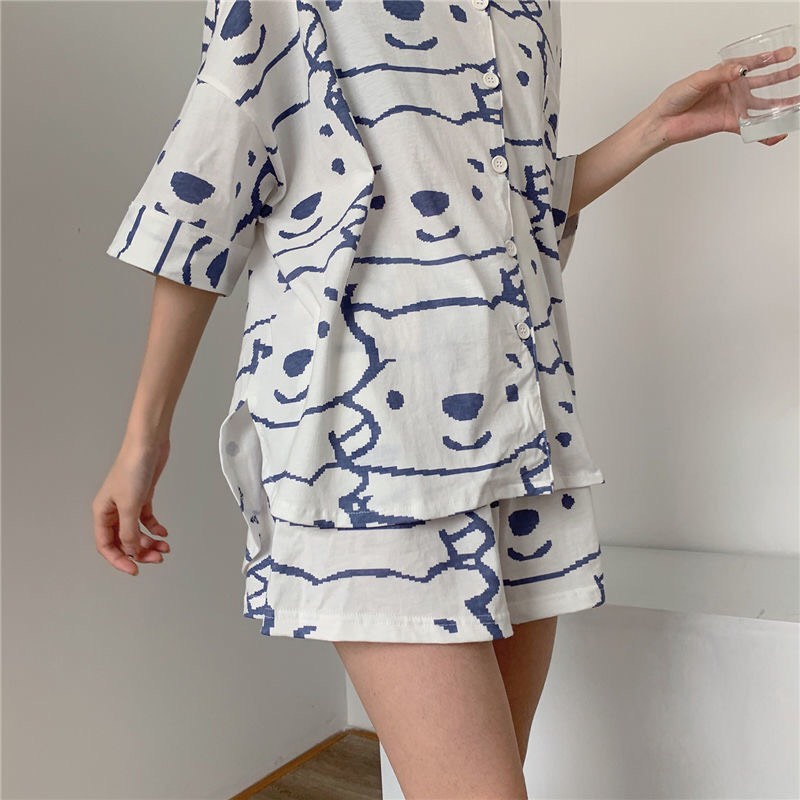 Bộ Ngủ Pijama Cotton Hình Gấu Hai Màu Xanh Trắng - Đồ Ngủ Nam Nữ Pooh Đùi Short Ngắn Áo Cổ Vest Mặc Nhà Form Rộng