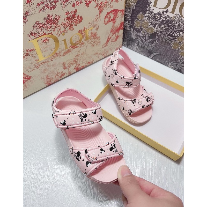 Xăng đan xốp cho bé gái