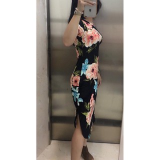Váy hoa body dáng dài xẻ tà