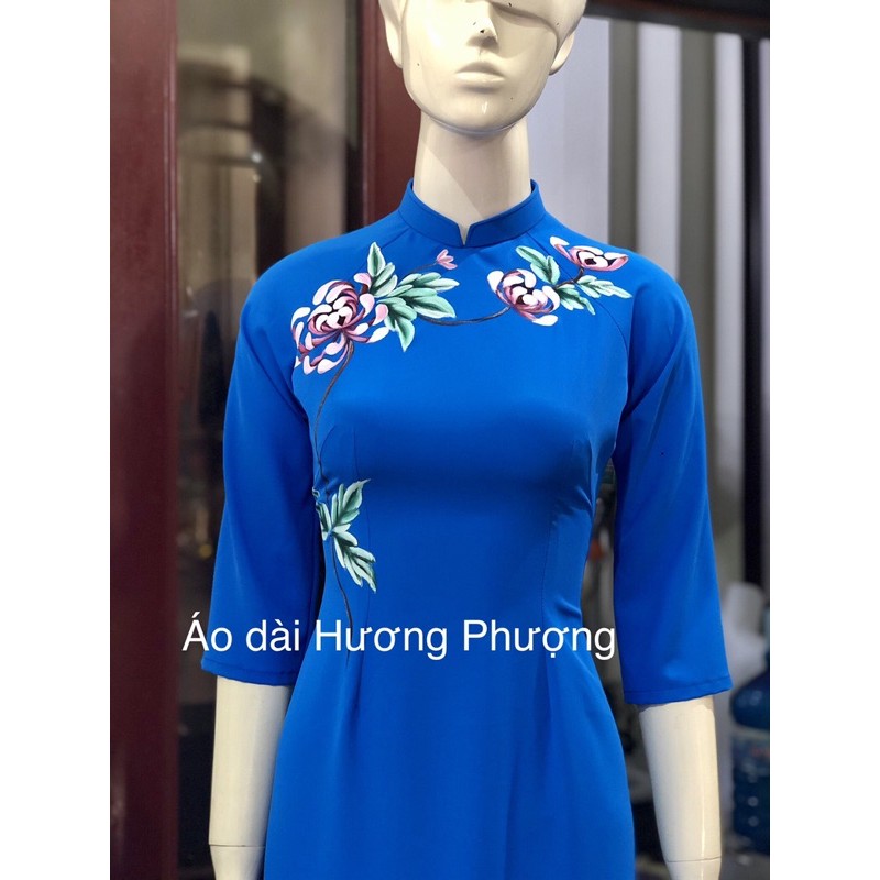Áo dài vẽ tay nhẹ nhàng