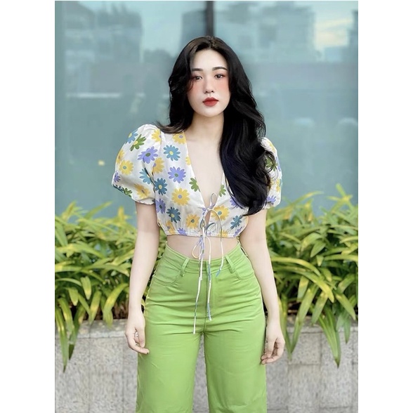 Áo Croptop Hoa Tay Bồng Áo Cổ V Cột Dây Trước Ngực