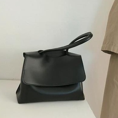 Túi đeo vai thiết kế thời trang sang trọng dành cho nữ