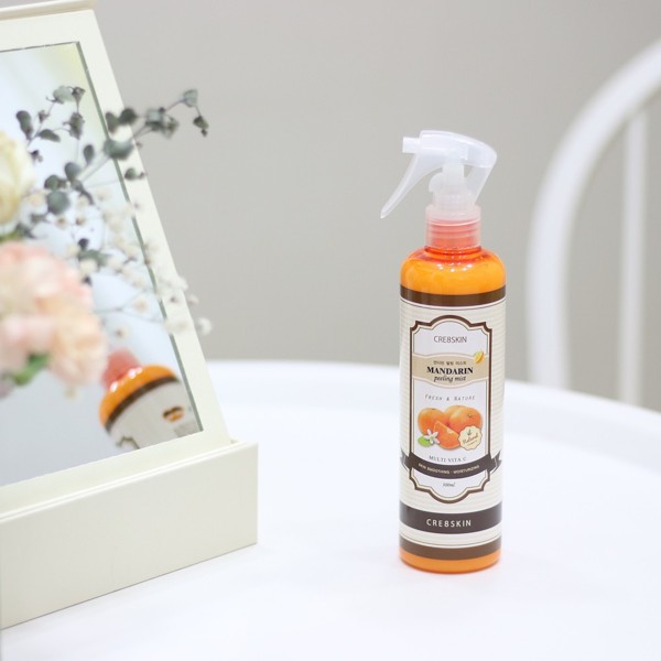 TẨY TẾ BÀO CHẾT DẠNG XỊT CHỨA AHA TỪ TRÁI CAM CRE8SKIN MANDARIN PEELING MIST - dùng cho mặt &amp; body luôn nạ (Hàn quốc)