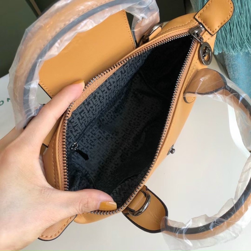 Túi Longchamp size nhỡ đẹp lung linh full box