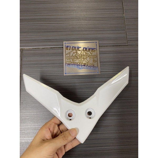 Chữ v nạ Ex nhỏ đủ màu