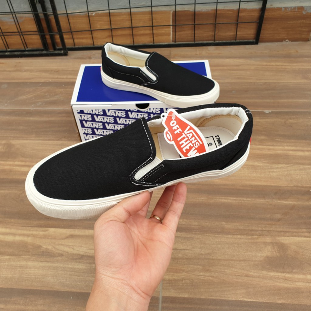 Giày  lười slip on đen nam nữ full box đủ size