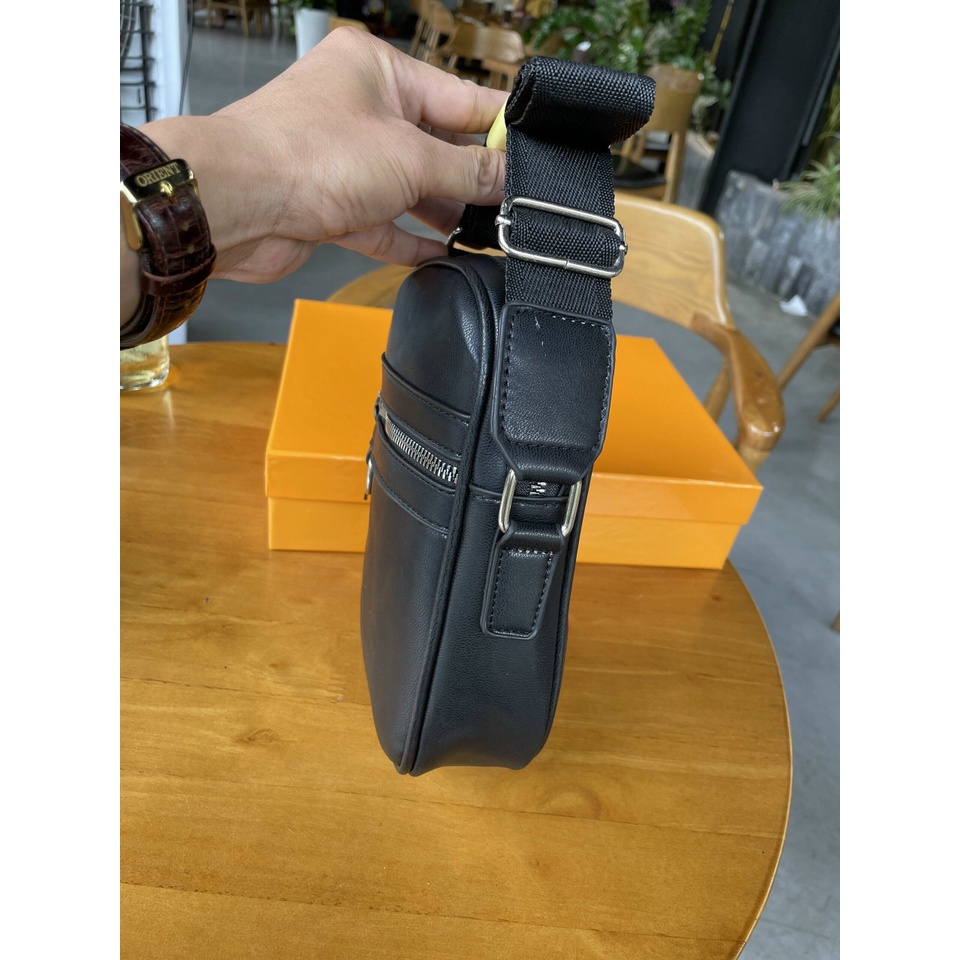 Túi Đeo Chéo Da Nam Nữ Cao Cấp Siêu Hot BN442