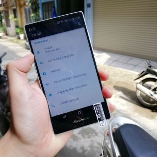 Điện thoại Nhật Bản Chống nước Sharp 01G Didongnhat.com.vn