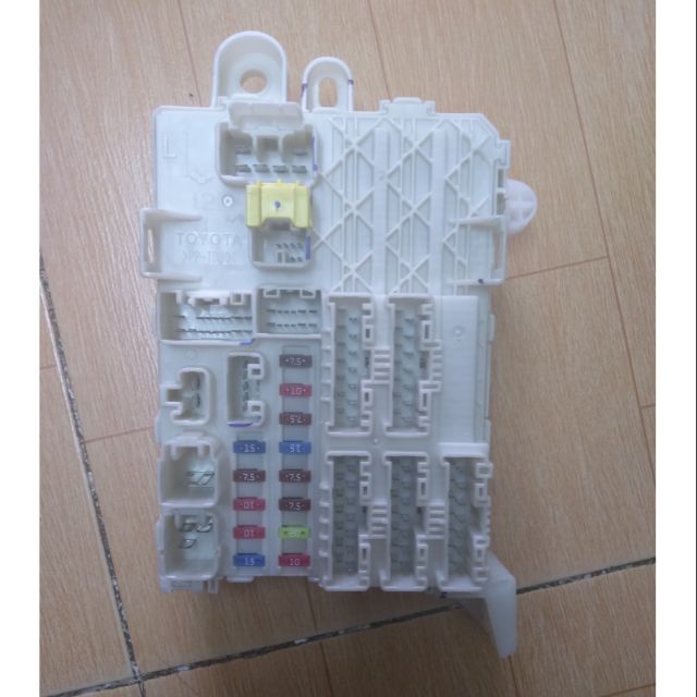 Cầu chì taplo Toyota Innova