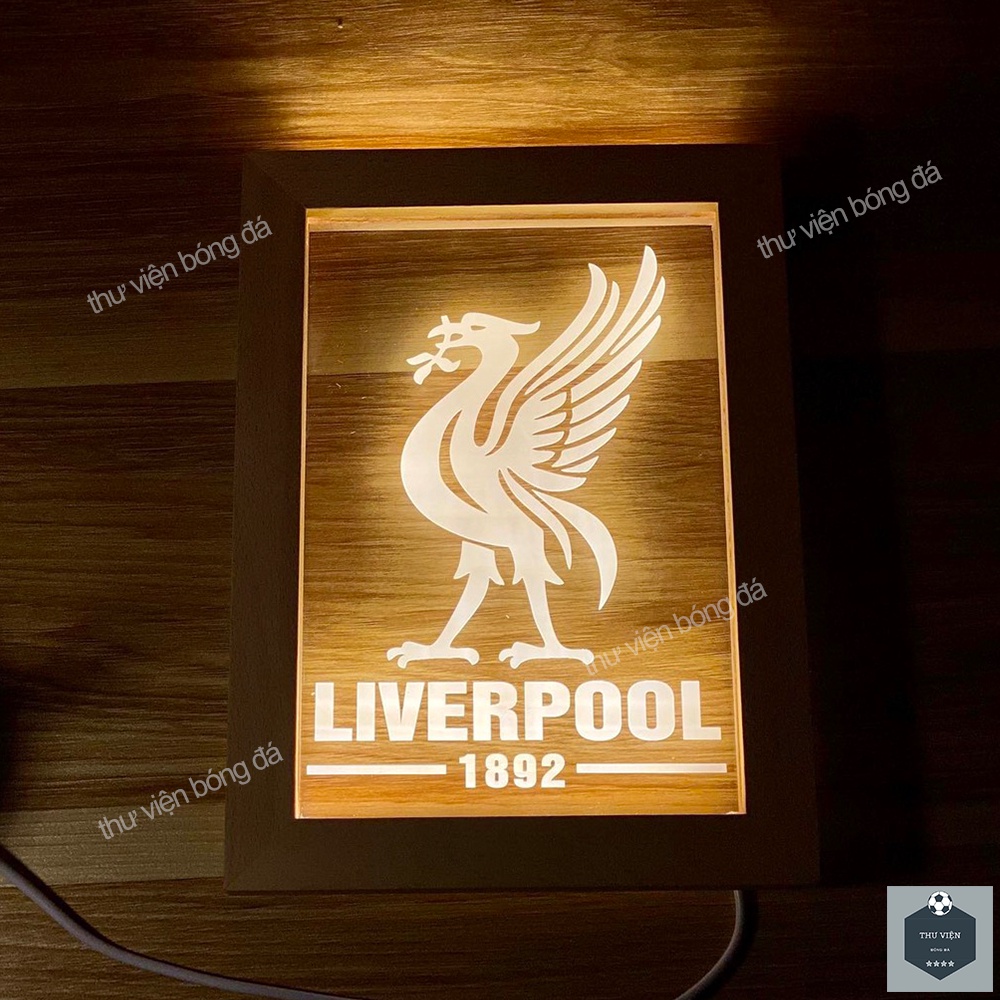 Đèn Liverpool, Tranh Logo Trên Áo Liverpool Trang Trí Bàn Làm Việc, Làm Quà - Áo Liverpool