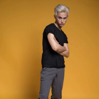 Áo thun Unisex Age2x màu đen
