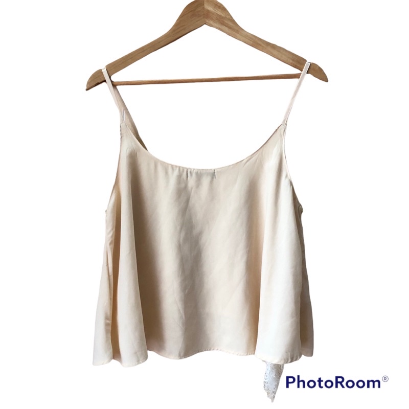 Áo kiểu croptop thêu màu kem size L