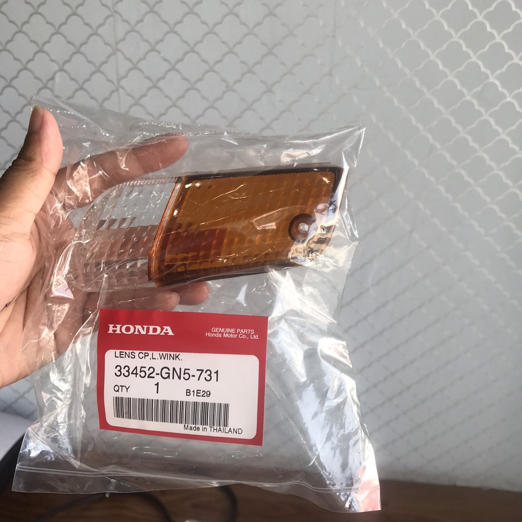 Cặp chụp xi nhan trước Dream lùn zin Honda nhập khẩu Thái Lan - 33402-GN5-731/ 33452-GN5-731