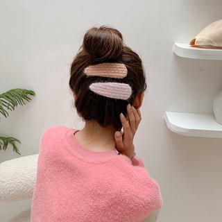 Kẹp Tóc Chất Liệu Vải Len Phối Lông Dễ Thương Ngọt Ngào Cho Nữ