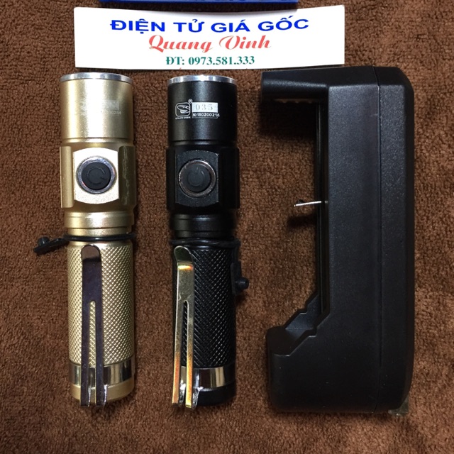 Đèn pin siêu sáng mini 035