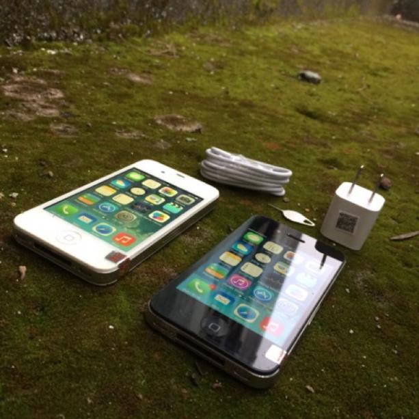 [HOT] Điện thoại iphone 4 quốc tế kèm cáp xả kho | BigBuy360 - bigbuy360.vn