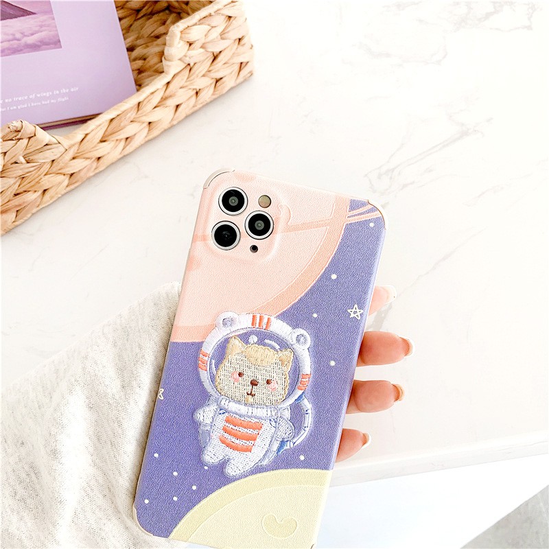 Ốp lưng iphone Cat Planet thêu viền chống va đập 5/5s/6/6plus/6s/6splus/7/7plus/8/8plus/x/xs/11/12/pro/max/plus/promax | BigBuy360 - bigbuy360.vn
