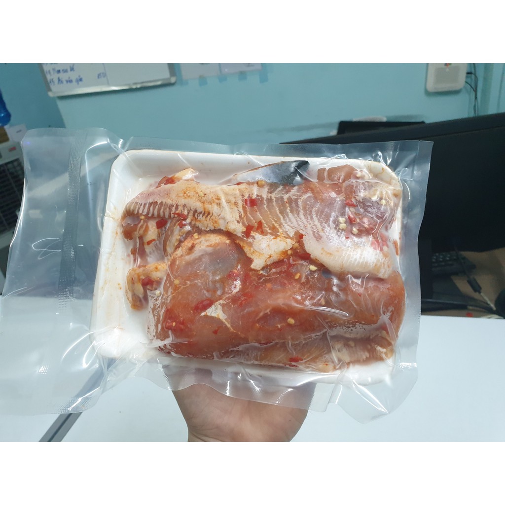 Cá dứa ướp ớt, dứa tỏi ớt làm sẵn đóng hộp (Cá basa) - Giao HCM siêu tốc 1-2h