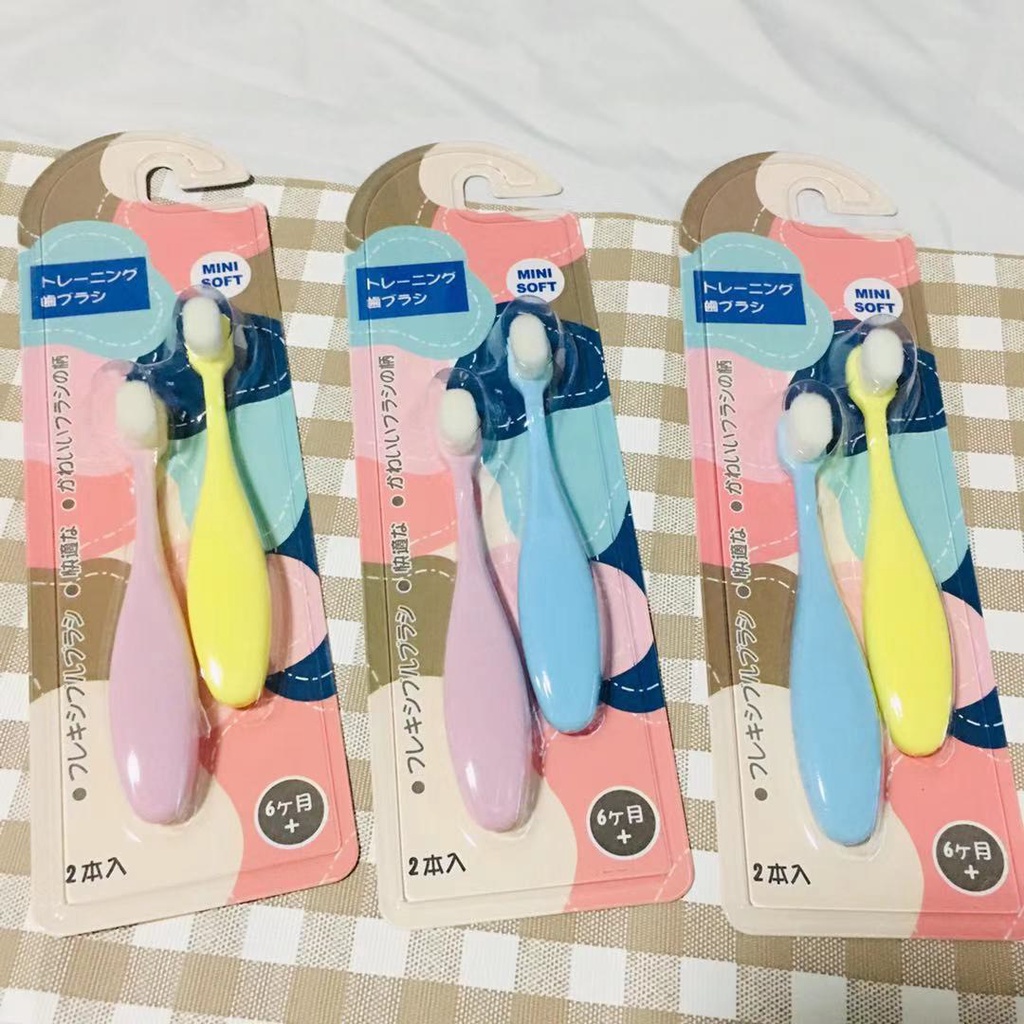 Bàn chải đánh răng cho bé từ 6 tháng đến 3 tuổi bằng lông tơ sản xuất nội địa nhật bản giúp bé tập đánh êm nướu