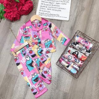 Bộ pizama trẻ em