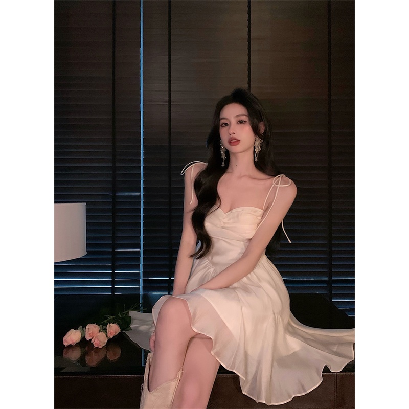 Đầm Lụa Xếp Ly Thắt Nơ Lãng Mạn Thời Trang Cho Nữ