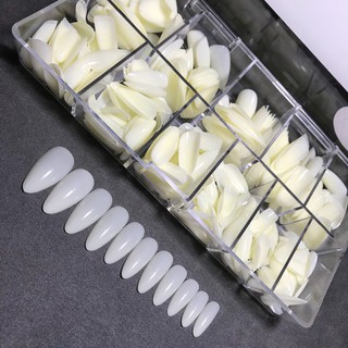 Móng úp hsm fom nhọn bầu 600 móng/hộp