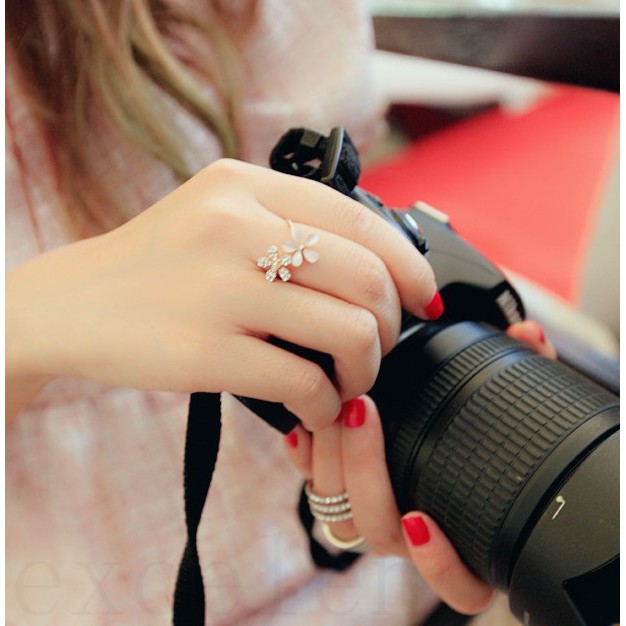 Nhẫn Hở Thiết Kế Mặt Trang Trí Hình Hoa Cúc Xinh Xắn