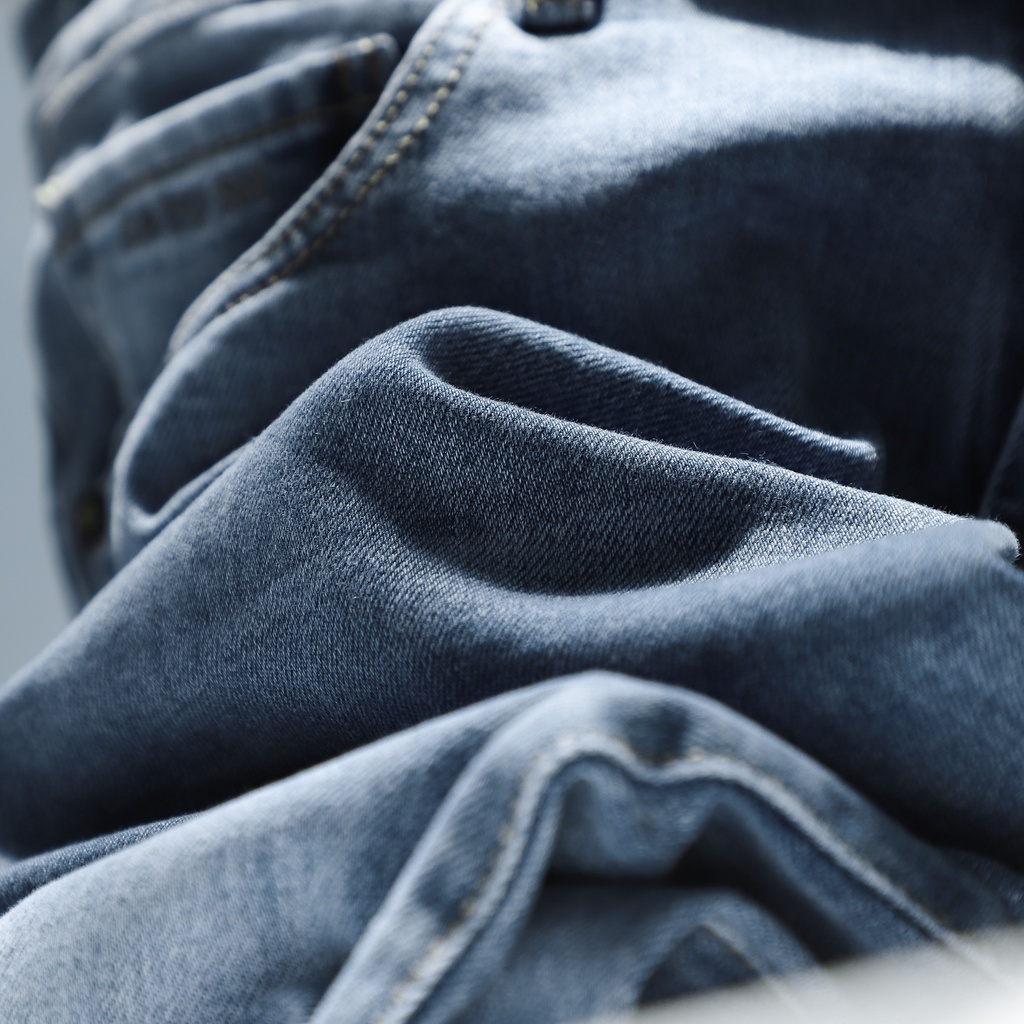 Quần jean nam Satoshi SAQJ43 màu xanh trơn, form dáng regular fit, dễ phối đồ