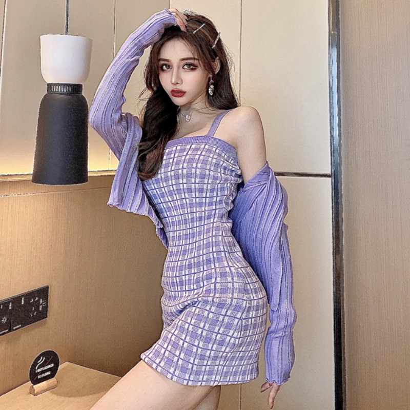 Set 2 Món Gồm Áo Cardigan Len Dài Tay Kèm Váy Ca Rô Không Tay Quyến Rũ