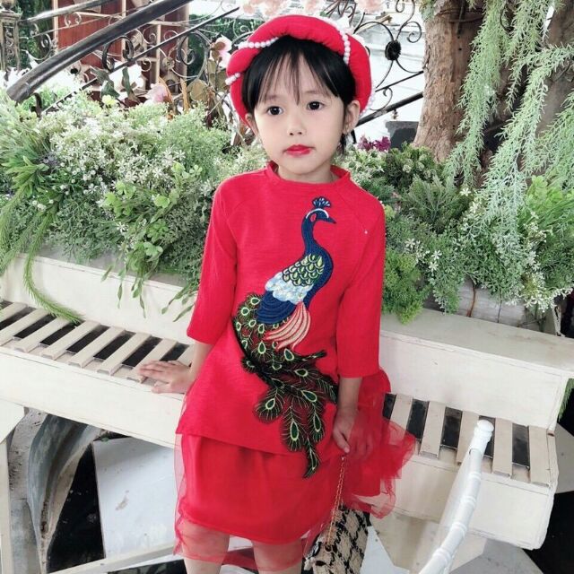 Áo dài cách tân cho bé và mẹ