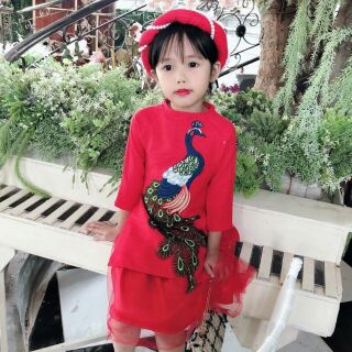 Áo dài cách tân cho bé và mẹ