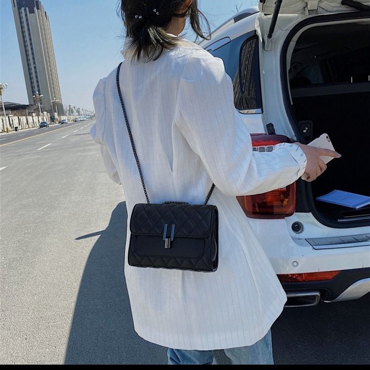 Túi Đeo Chéo Mini Phong Cách Phương Tây Chất Lượng Cao Dễ Phối Đồ Có 2 Kiểu