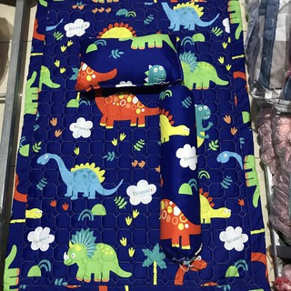 Bộ chăn gối cho bé bộ 5 món- khủng long xanh